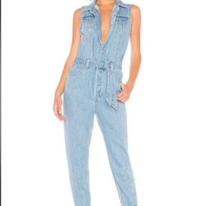 Levi's Women's Denim sleeveless jumpsuit sz. L